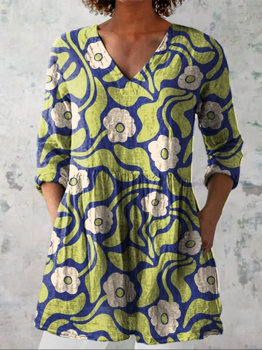 Women's Vintage Lovely Floral Art Print Casual V-neck Shirt