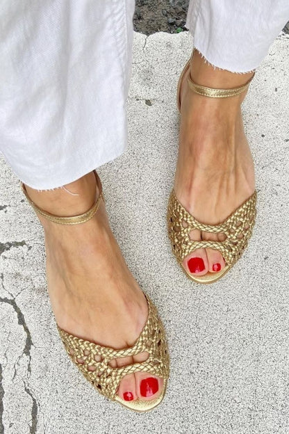 Isadora sandal in Gold