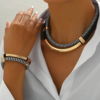 Aurelia™ Modern Link Set