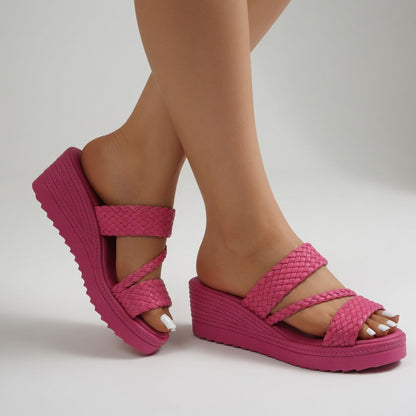 Tresseline™ Slip-On Sandals