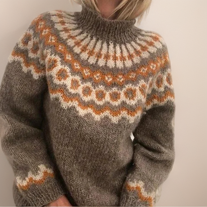 Sylvia | Turtleneck Sweaters
