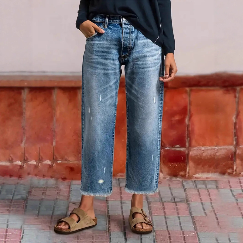 Mackenzie Retro Cropped Straight Jeans - Classic Blue